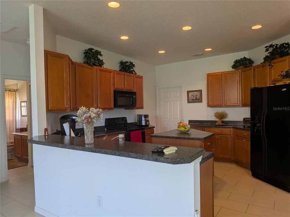 待售: $515,000 (4 贝兹, 3 浴室, 2655 平方英尺)