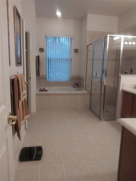 待售: $515,000 (4 贝兹, 3 浴室, 2655 平方英尺)