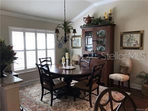 Activo con contrato: $368,900 (3 camas, 2 baños, 1936 Pies cuadrados)