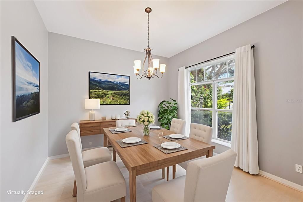 For Sale: $649,900 (3 beds, 2 baths, 2484 Square Feet)