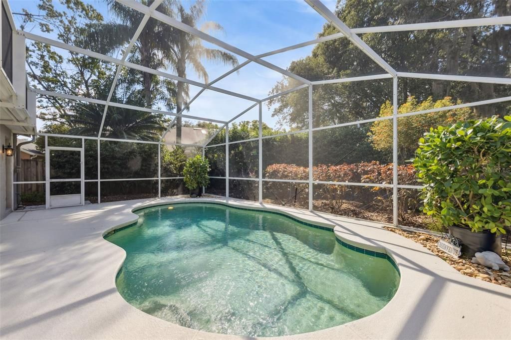 For Sale: $649,900 (3 beds, 2 baths, 2484 Square Feet)