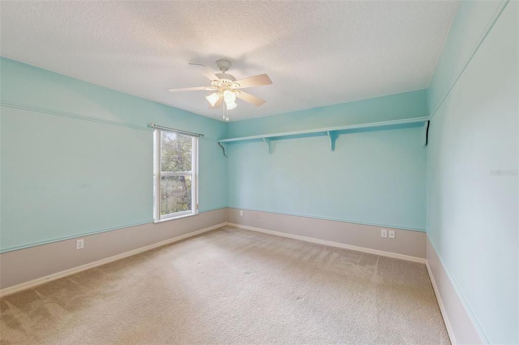 For Sale: $649,900 (3 beds, 2 baths, 2484 Square Feet)