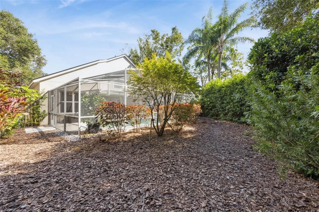 For Sale: $649,900 (3 beds, 2 baths, 2484 Square Feet)