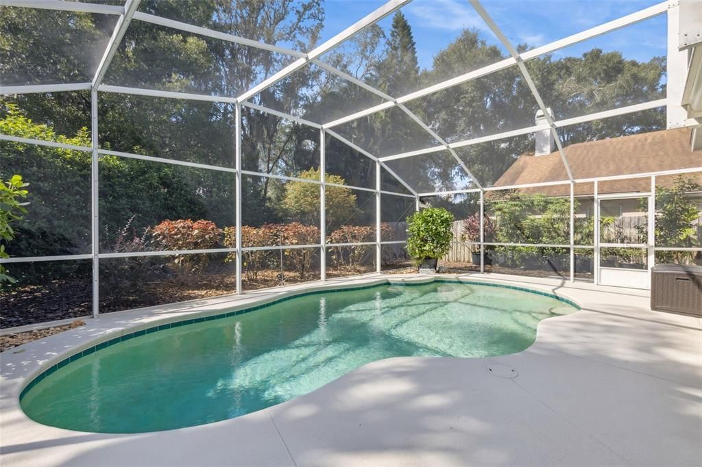 For Sale: $649,900 (3 beds, 2 baths, 2484 Square Feet)