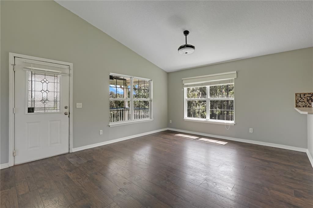 待售: $415,000 (3 贝兹, 3 浴室, 1792 平方英尺)