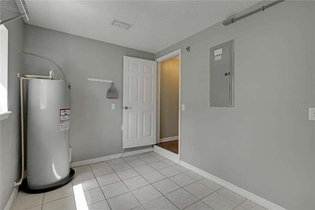 待售: $415,000 (3 贝兹, 3 浴室, 1792 平方英尺)