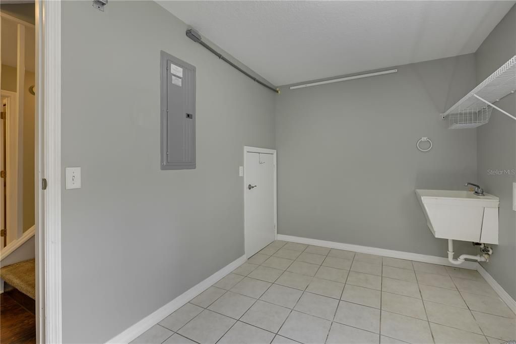 待售: $415,000 (3 贝兹, 3 浴室, 1792 平方英尺)