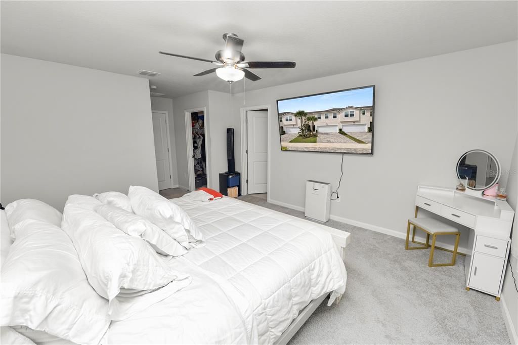 Active With Contract: $440,000 (3 beds, 2 baths, 2230 Square Feet)