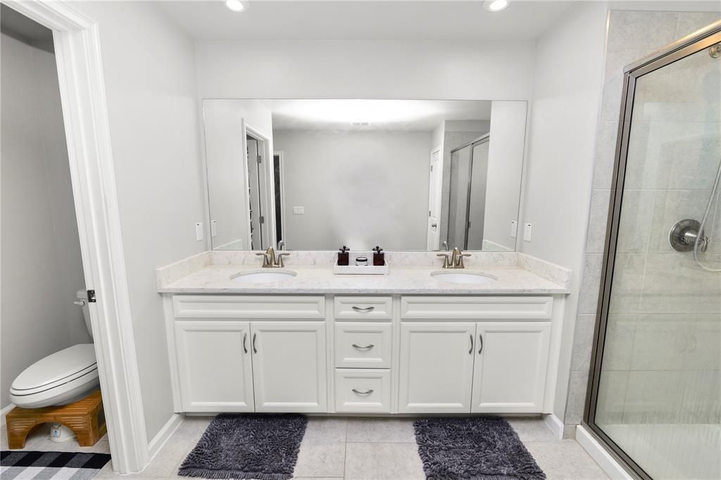 Active With Contract: $440,000 (3 beds, 2 baths, 2230 Square Feet)