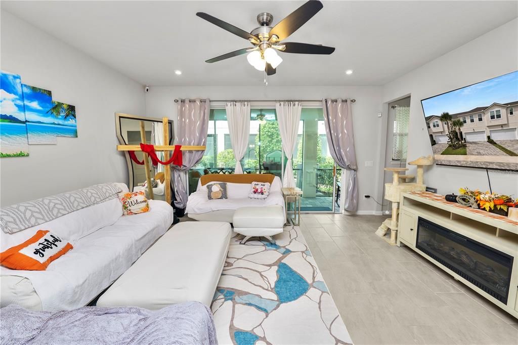 Active With Contract: $440,000 (3 beds, 2 baths, 2230 Square Feet)