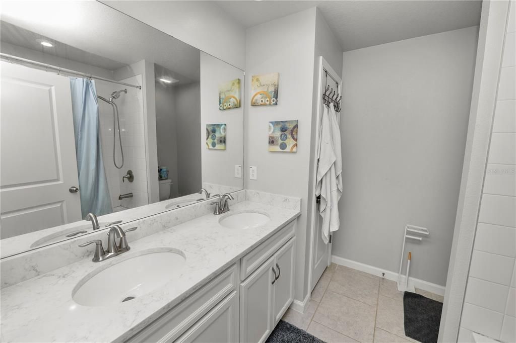 Active With Contract: $440,000 (3 beds, 2 baths, 2230 Square Feet)