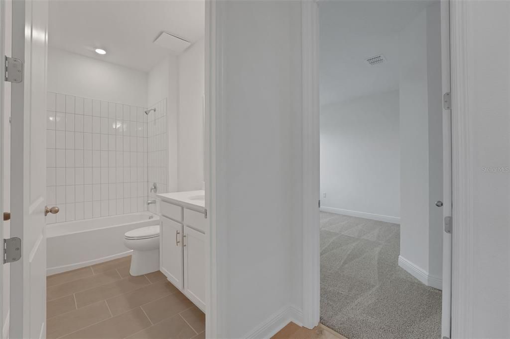 Active With Contract: $378,835 (3 beds, 2 baths, 1856 Square Feet)