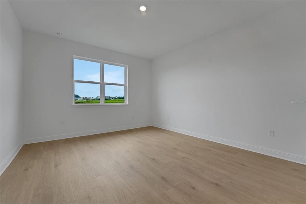 Active With Contract: $378,835 (3 beds, 2 baths, 1856 Square Feet)