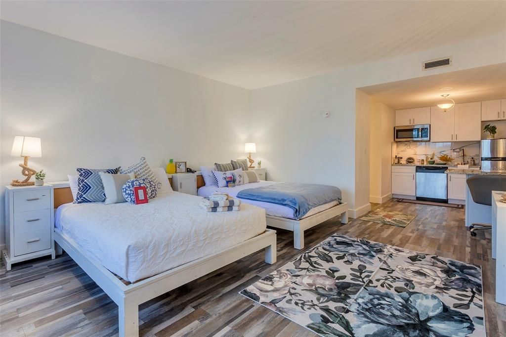 出租: $1,550 (1 贝兹, 1 浴室, 464 平方英尺)