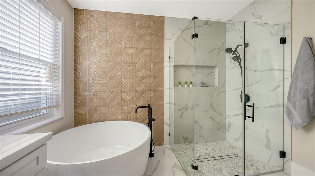 待售: $3,595,000 (4 贝兹, 3 浴室, 3166 平方英尺)