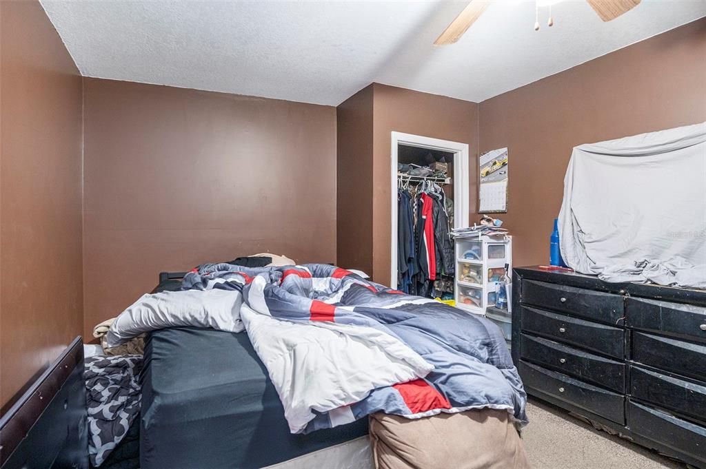 Active With Contract: $175,000 (3 beds, 2 baths, 1607 Square Feet)