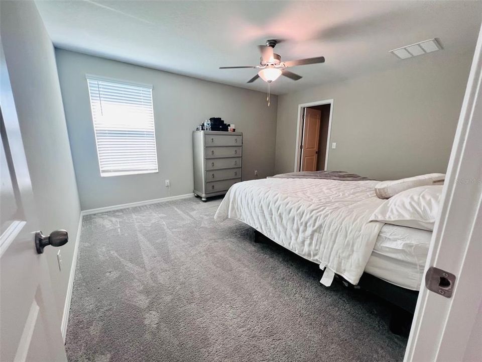 En Renta: $3,000 (4 camas, 2 baños, 1870 Pies cuadrados)