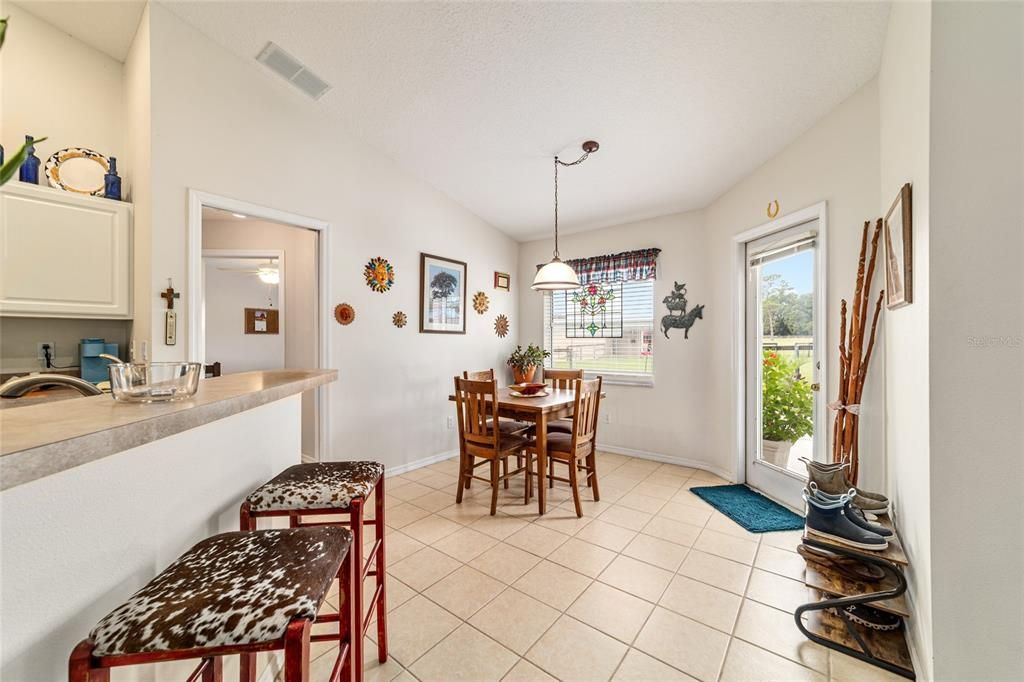 На продажу: $849,900 (3 спален, 2 ванн, 1781 Квадратных фут)