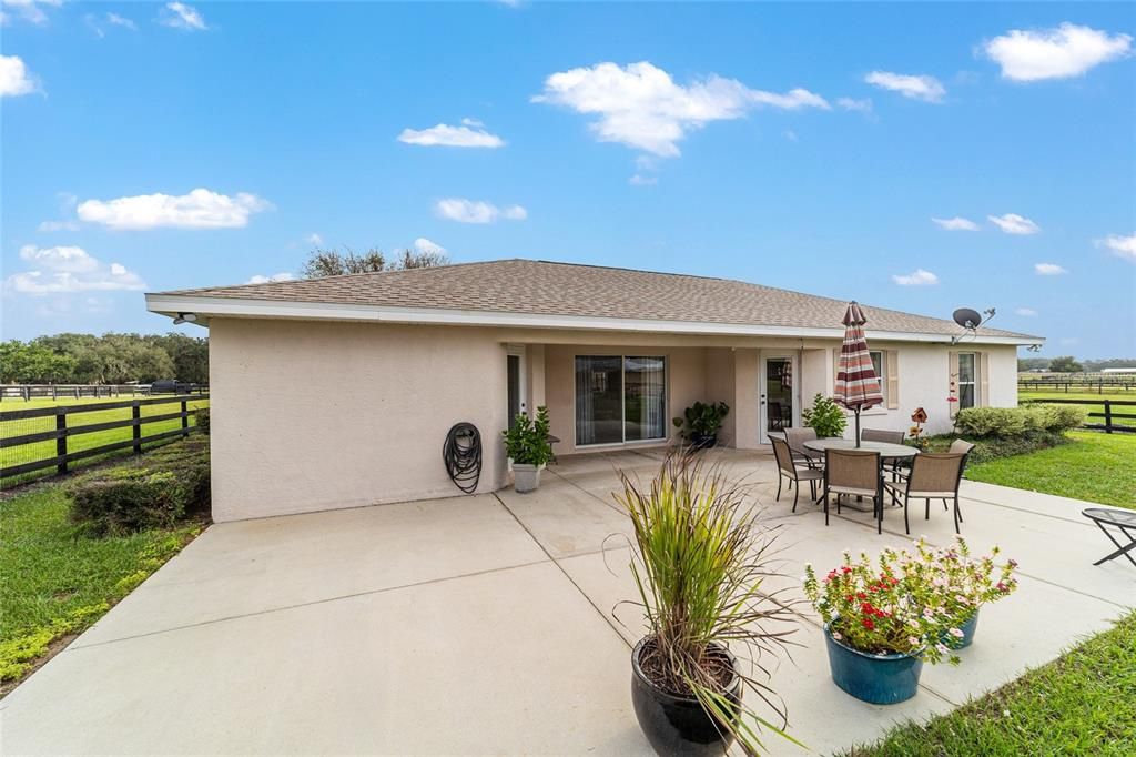 На продажу: $849,900 (3 спален, 2 ванн, 1781 Квадратных фут)