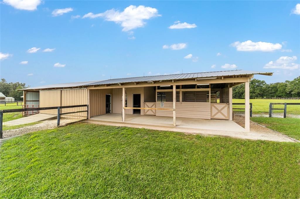 На продажу: $849,900 (3 спален, 2 ванн, 1781 Квадратных фут)