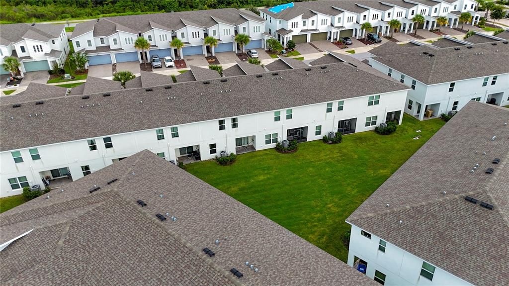 待售: $320,000 (4 贝兹, 3 浴室, 2043 平方英尺)