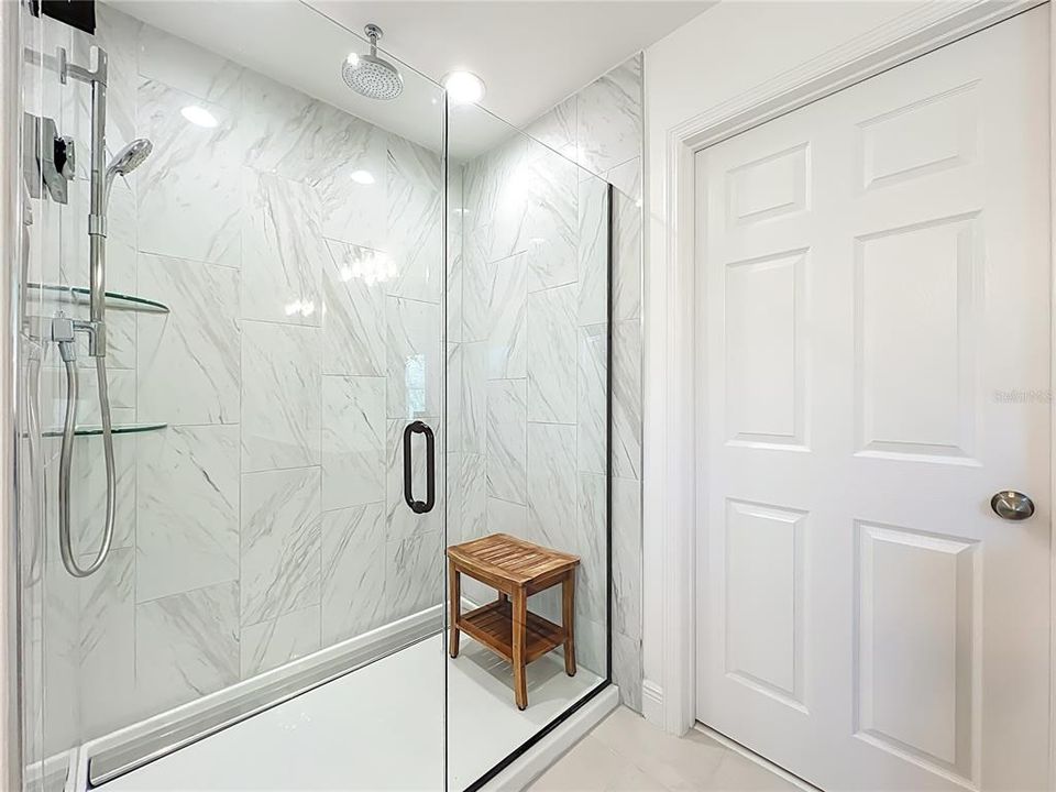 For Sale: $770,000 (5 beds, 3 baths, 3898 Square Feet)