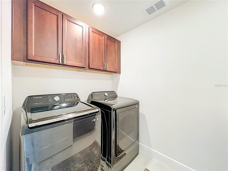 For Sale: $770,000 (5 beds, 3 baths, 3898 Square Feet)