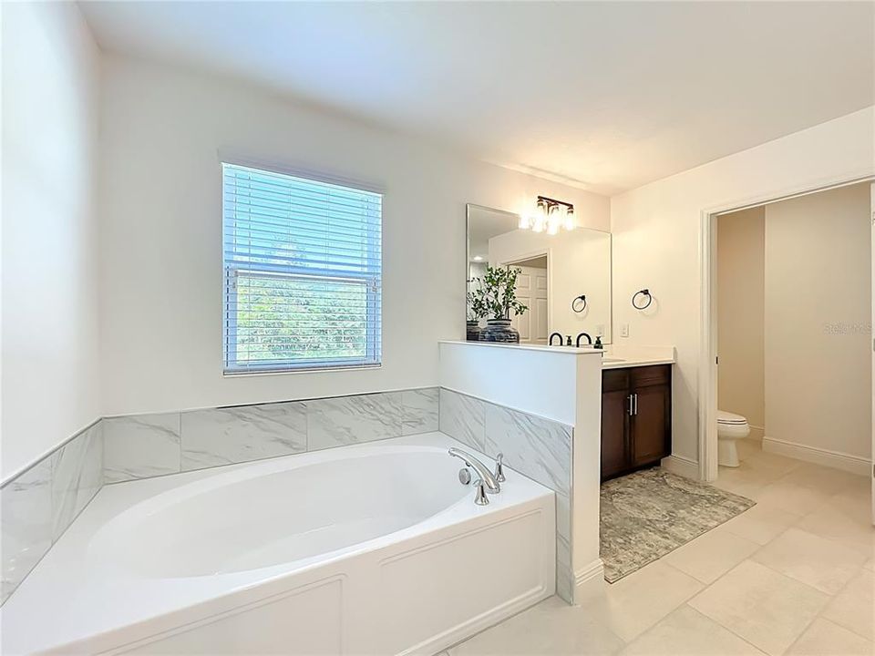 For Sale: $770,000 (5 beds, 3 baths, 3898 Square Feet)