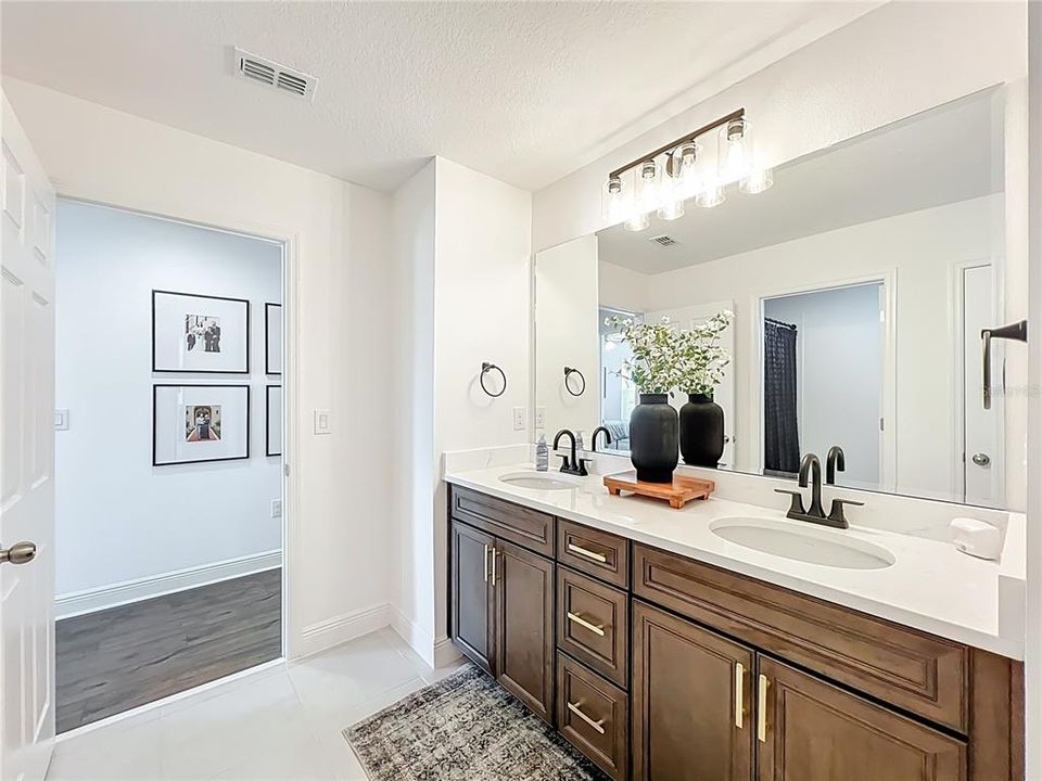 For Sale: $770,000 (5 beds, 3 baths, 3898 Square Feet)