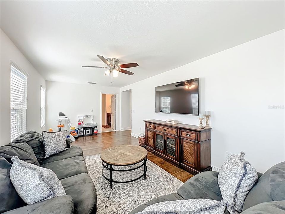 For Sale: $770,000 (5 beds, 3 baths, 3898 Square Feet)