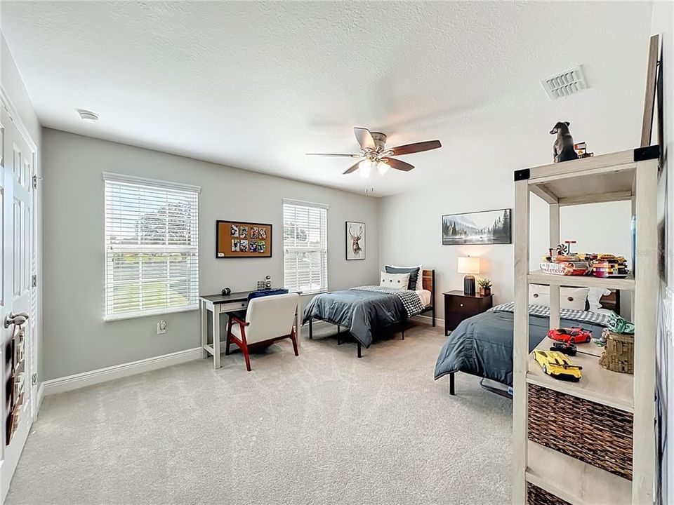 For Sale: $770,000 (5 beds, 3 baths, 3898 Square Feet)