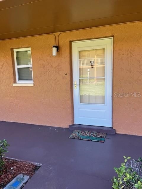 For Rent: $2,200 (2 beds, 1 baths, 872 Square Feet)