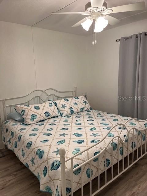 For Rent: $2,200 (2 beds, 1 baths, 872 Square Feet)