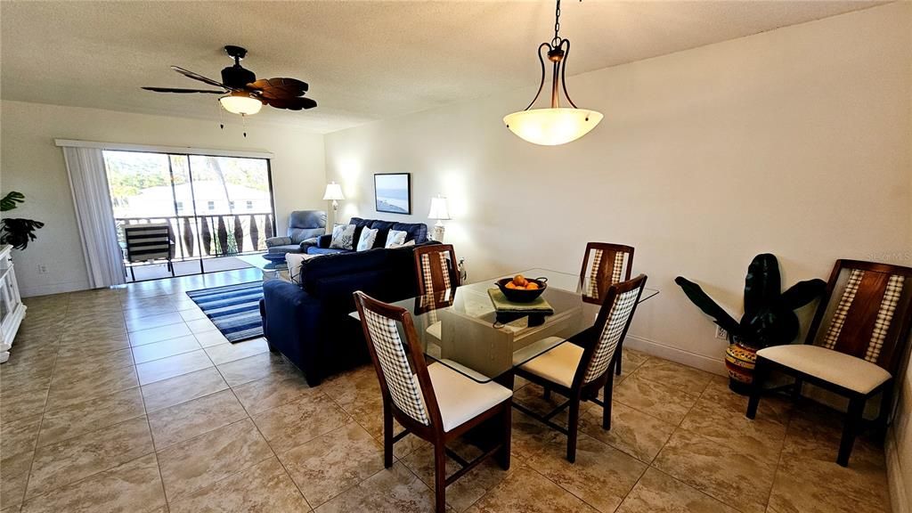 В аренду: $2,900 (2 спален, 2 ванн, 1118 Квадратных фут)