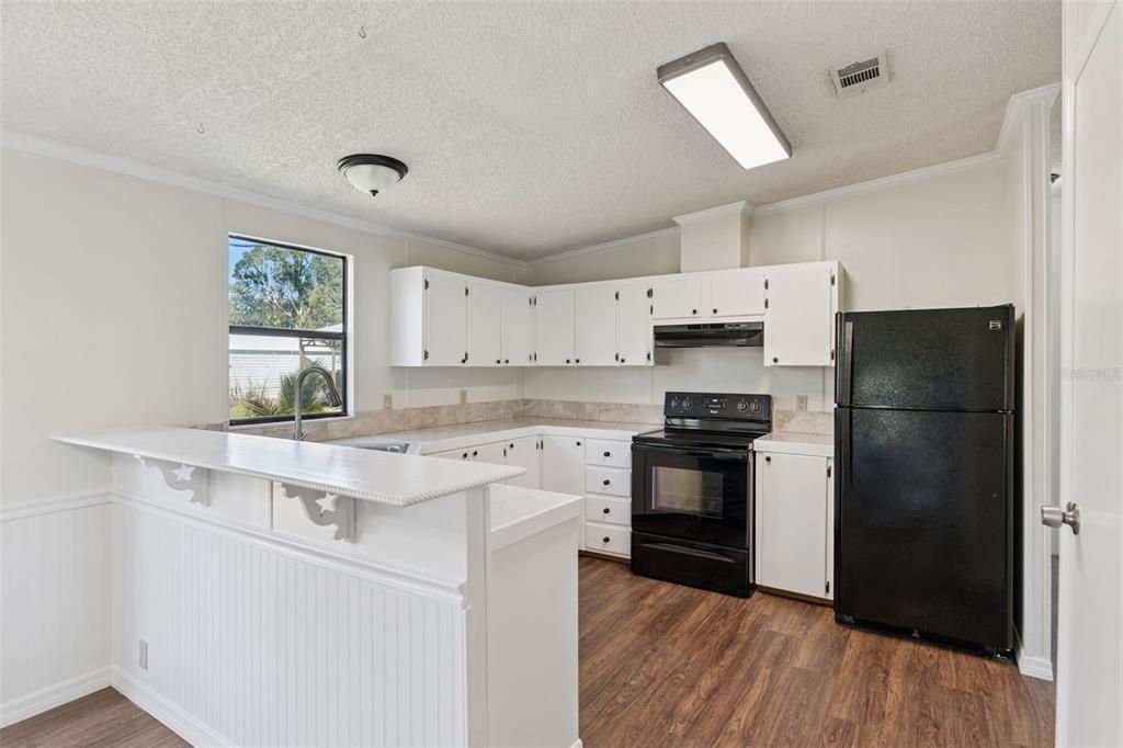 En Venta: $215,000 (3 camas, 2 baños, 1829 Pies cuadrados)