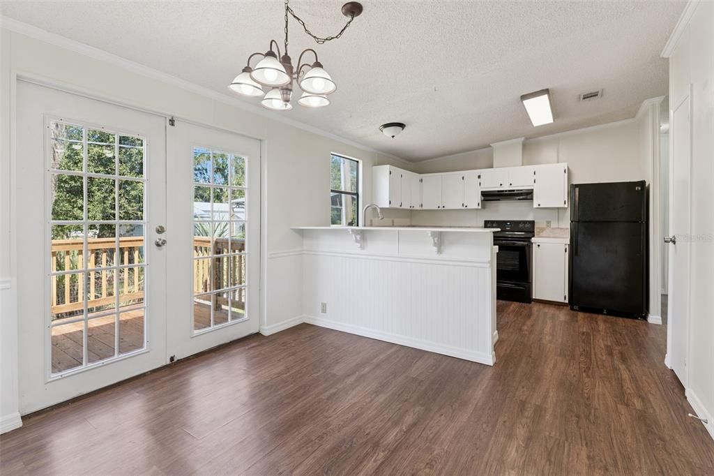 En Venta: $215,000 (3 camas, 2 baños, 1829 Pies cuadrados)