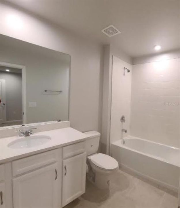 Active With Contract: $2,150 (3 beds, 2 baths, 1680 Square Feet)