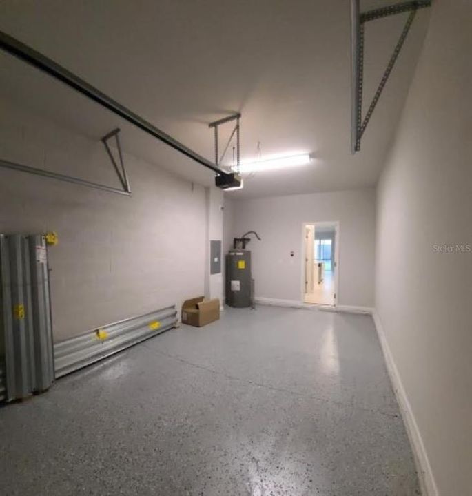 Active With Contract: $2,150 (3 beds, 2 baths, 1680 Square Feet)