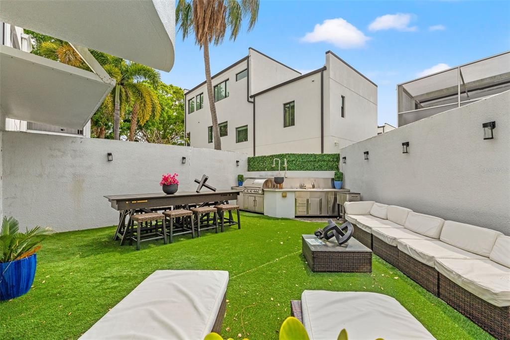 В аренду: $5,000 (3 спален, 2 ванн, 2268 Квадратных фут)