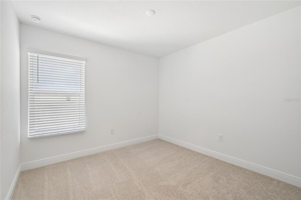 Active With Contract: $419,999 (3 beds, 2 baths, 1698 Square Feet)