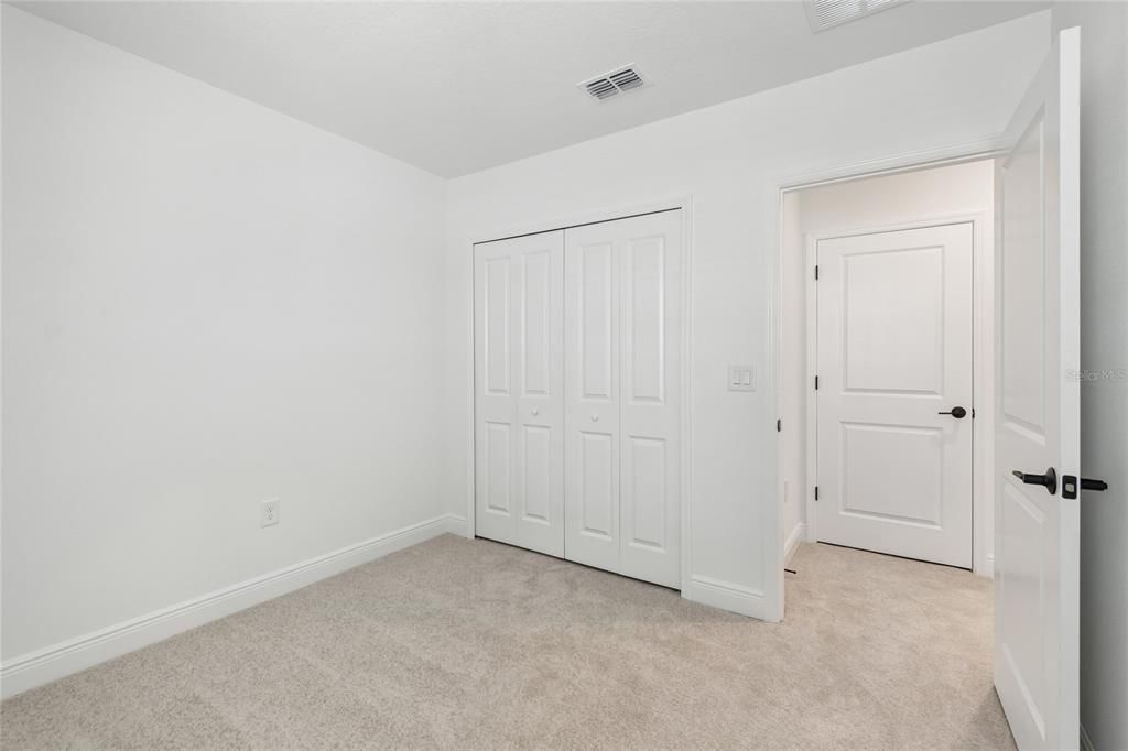 Active With Contract: $419,999 (3 beds, 2 baths, 1698 Square Feet)