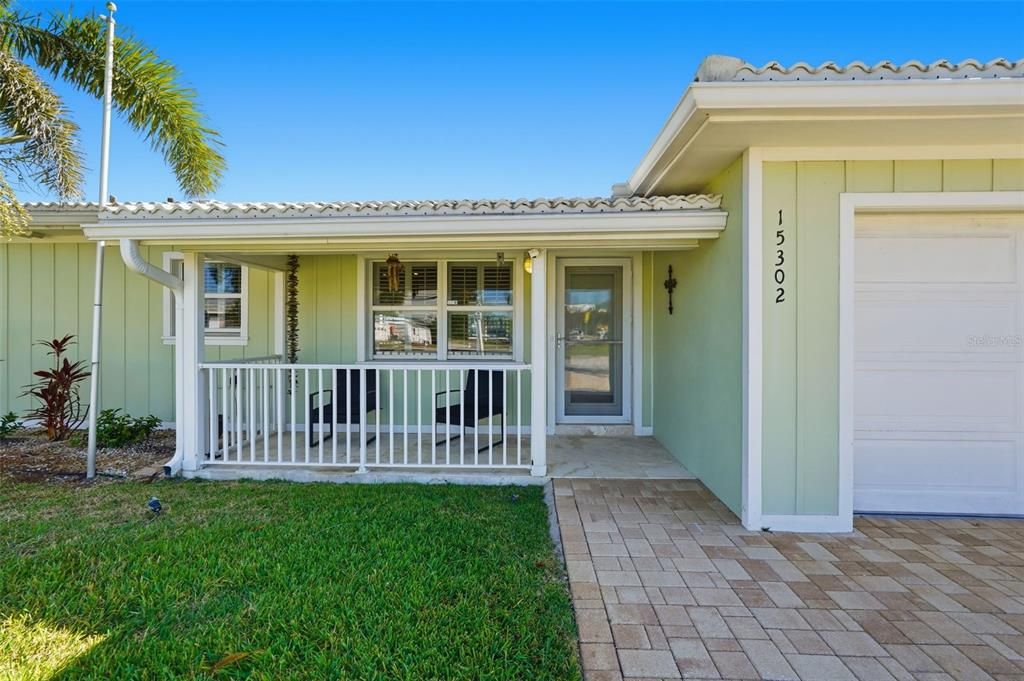 For Sale: $985,000 (2 beds, 2 baths, 1980 Square Feet)