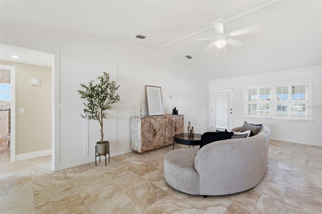 For Sale: $985,000 (2 beds, 2 baths, 1980 Square Feet)