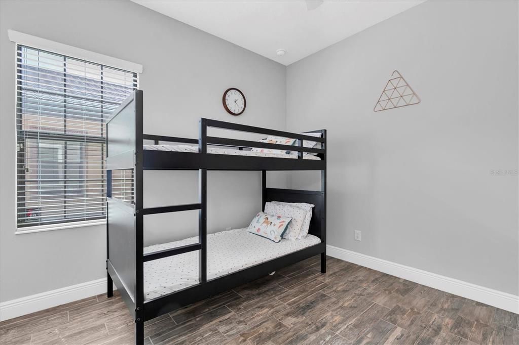 For Sale: $899,000 (4 beds, 4 baths, 3163 Square Feet)