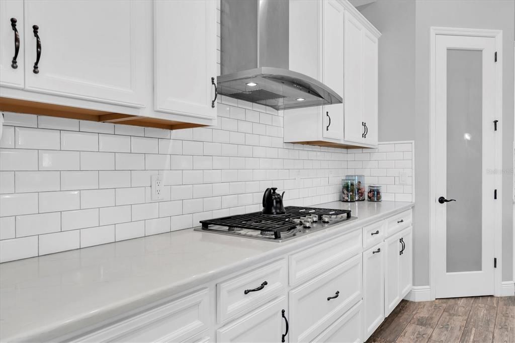 For Sale: $899,000 (4 beds, 4 baths, 3163 Square Feet)