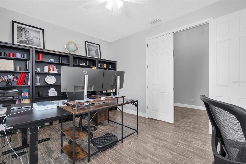 For Sale: $899,000 (4 beds, 4 baths, 3163 Square Feet)