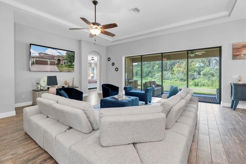 For Sale: $899,000 (4 beds, 4 baths, 3163 Square Feet)