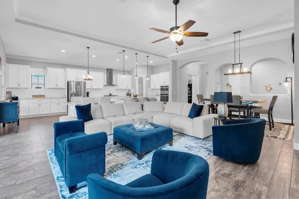 For Sale: $899,000 (4 beds, 4 baths, 3163 Square Feet)