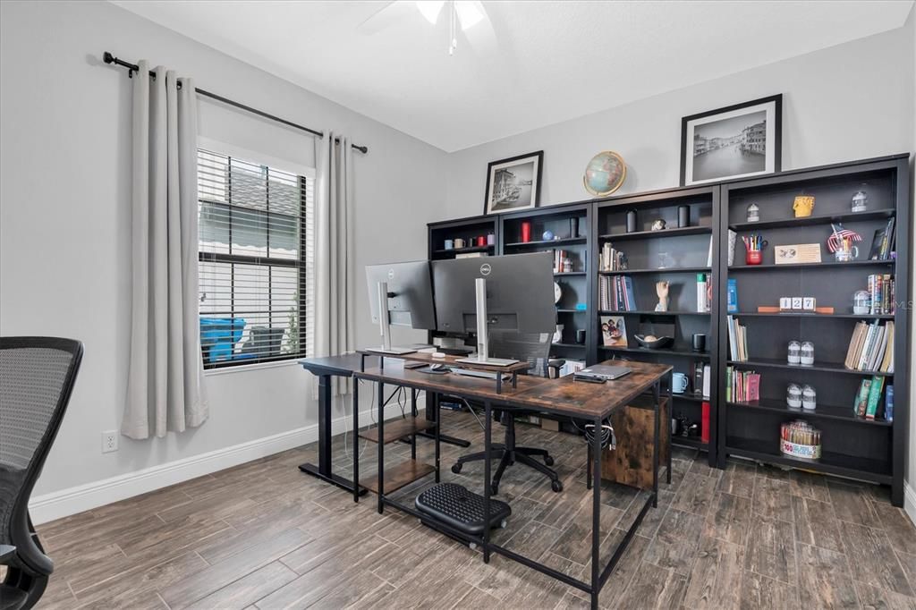 For Sale: $899,000 (4 beds, 4 baths, 3163 Square Feet)