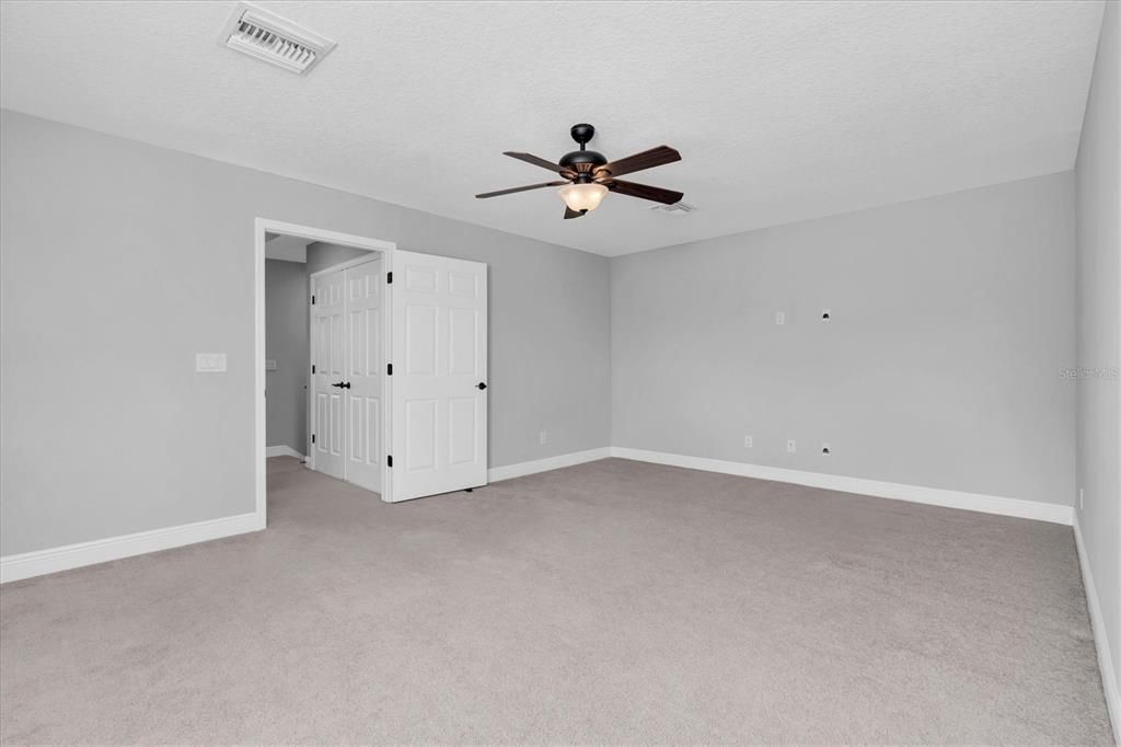 For Sale: $899,000 (4 beds, 4 baths, 3163 Square Feet)